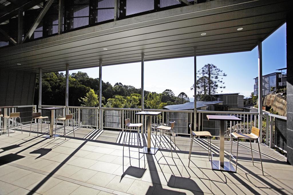 Peppers Noosa Resort And Villas Eksteriør bilde The balcony of the library